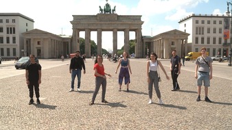 KiKA - Der Kinderkanal ARD/ZDF: Hier zu Hause / Dokumentation "Berlin und wir! Spezial" am 6. September bei KiKA