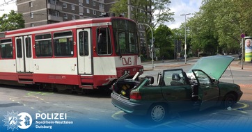 Polizei Duisburg: POL-DU: Dellviertel: Opel und Straßenbahn stoßen zusammen