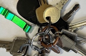 Polizei Bochum: POL-BO: Möglicher Diebstahl in Herne: Wem gehört dieser Schlüsselbund?