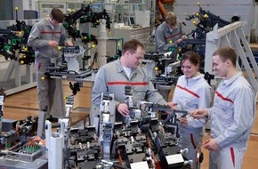 Audi AG: Audi investiert stärker in eigenen Nachwuchs - Mitarbeiter-Erfolgsbeteiligung neu geregelt (mit Bild)