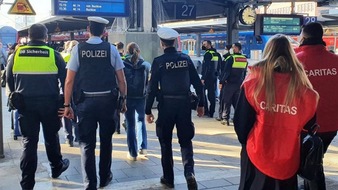 Bundespolizeidirektion München: Bundespolizeidirektion München: Bundespolizei München kann "Gerüchte" bislang nicht verifizieren / Bisher keine konkreten Hinweise oder Strafanzeigen wegen des Verdachts des "Menschenhandels" oder anderer Delikte.