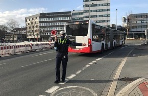 Polizei Bochum: POL-BO: Jede(r) Dritte mit Handy hinterm Steuer: Abschlussmeldung der Verkehrssicherheitsaktion