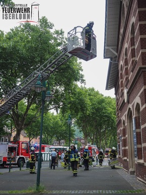 FW-MK: Zimmerbrand im Bahnhof Letmathe