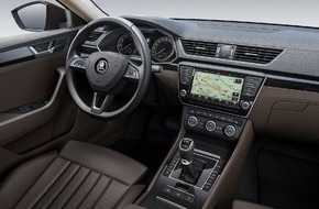 Skoda Auto Deutschland GmbH: Upgrade im neuen SKODA Superb: Raumangebot höherer Klassen im Innenraum (FOTO)