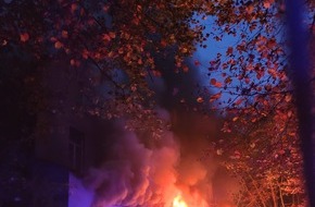 Feuerwehr Oberhausen: FW-OB: Brand in einem leerstehenden Gebäude