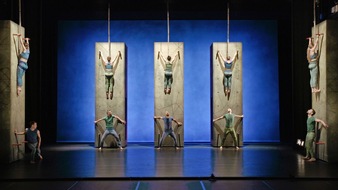 3sat: Tanz in 3sat: Inszenierung des Alvin Ailey American Dance Theaters in New York / Dokumentation über Mourad Merzoukis und seine Hip-Hop-Choreografie