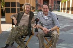 TELE 5: Rambo, Indiana Jones oder James Bond: Wer wird der Blockbuster 2008? - Gottschalk im Gespräch mit Erfolgsregisseur Jon Turteltaub