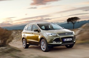 Ford-Werke GmbH: Ford seit 21 Jahren offizieller Partner der UEFA Champions League - neuer Ford Kuga ist Star beim Champions Festival (BILD)
