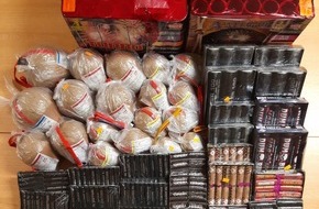 Bundespolizeidirektion München: Bundespolizeidirektion München: Mit explosiver Fracht unterwegs - Bundespolizei Waidhaus stellt 42 Kilogramm Pyrotechnik in einem Pkw sicher