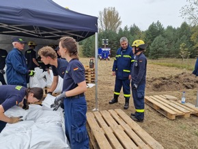 THW LVBEBBST: Steigende Pegel an der Oder: Rund 100 THW-Kräfte im Einsatz