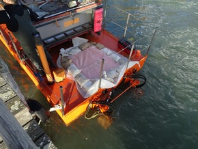 FW Reichenau: Schiff im Motorbereich gesunken, Reichenau-Mittelzell, 24.10.2025
