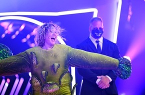 ProSieben: "The Masked Singer" startet mit grandiosen 21,2 Prozent / 5,27 Millionen Zuschauer:innen sehen Katja Burkhard als DER BROKKOLI