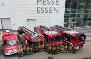 Feuerwehr Essen: FW-E: Sicherheit durch Schulung - Übung der Feuerwehr Essen auf dem Gelände der Messe Essen