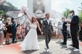 Warsteiner Brauerei: Presseinformation: „Ja, ich Parooka-ville“ – Bewerbung für Deutschlands einzige wahre Festivalhochzeit läuft