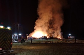 Feuerwehr Sprockhövel: FW-EN: Brand von 600 Heuballen - ERSTMELDUNG (Bildmaterial vorhanden)