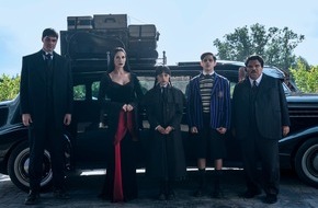 Irland Information Tourism Ireland: Irland als Bühne für düstere Magie: Staffel 2 von "Wednesday" startet / Die grüne Insel ist ab August auf Netflix in Staffel 2 der Mystery-Serie ein natürlicher Hauptdarsteller