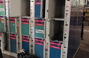 Bundespolizeiinspektion Hamburg: BPOL-HH: Bahnhof Altona: Mann versucht DB-Schließfach mit einem Bolzenschneider aufzubrechen-