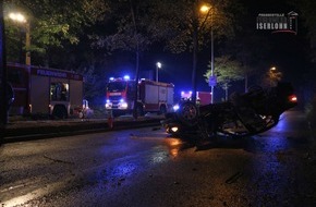 Feuerwehr Iserlohn: FW-MK: Überschlagener PKW, zwei Verletzte