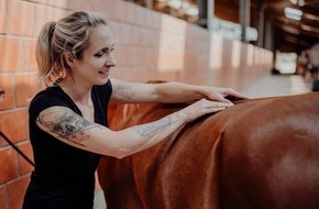 Julia Greb: Rundum gesundes Pferd: Pferde-Physiotherapeutin Julia Greb verrät, wie man die Gesundheit des eigenen Tieres erhalten kann