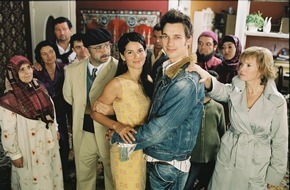 ProSieben: Türkisch-deutsche Liebeskomödie: "Meine verrückte türkische Hochzeit" Mit Florian David Fitz, Mandala Tayde, Hilmi Sözer, Katrin Sass u.v.a.