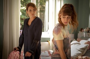 ZDF: ZDF-Komödie "Zweibettzimmer" mit Anja Kling und Carol Schuler (FOTO)