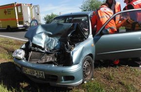 Polizei Düren: POL-DN: 8000 Euro Sachschaden und vier Verletzte bei zwei Unfällen