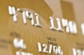 Verbraucherzentrale Nordrhein-Westfalen e.V.: Wussten Sie schon, dass Kreditkarten teuer werden können?