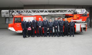 Feuerwehr Essen: FW-E: Verleihung von Feuerwehr-Ehrenzeichen