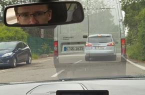 Ford-Werke GmbH: Präsentation von DRIVE C2X-Forschungsergebnissen / Ford hilft bei Entwicklung von intelligenten Verkehrssystemen (FOTO)