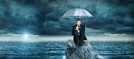 Dr. Stoll & Sauer Rechtsanwaltsgesellschaft mbH: Anwaltskammer schl&auml;gt Alarm: Rechtsschutzversicherer sollen Mandate beeinflussen