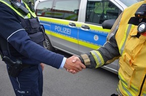 Polizei Mettmann: POL-ME: Balkonbrand in Hochhaus - die Polizei ermittelt - Haan - 2306071