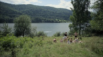 LEONINE Studios: LEONINE Studios sichert sich "The Zone of Interest" von A24 / Auf den Filmfestspielen in Cannes mit dem Großen Preis der Jury und dem Fipresci Award ausgezeichnet