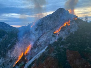 BPOLD 11: Brandbek&auml;mpfung aus der Luft: Die Bundespolizei im Einsatz gegen den Waldbrand im Landkreis Traunstein