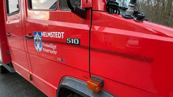 Feuerwehr Helmstedt: FW Helmstedt: Korrektur Telefonnummer: Sachbeschädigung an Feuerwehrfahrzeug in Emmerstedt