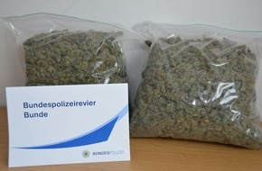 Bundespolizeiinspektion Bad Bentheim: BPOL-BadBentheim: Drogenkurier liefert sich Verfolgungsfahrt mit der Bundespolizei / Marihuana im Wert von rund 32.000,- Euro beschlagnahmt