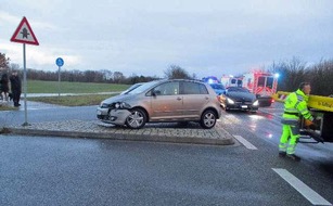 Polizei Wolfsburg: POL-WOB: Vorsfelde: Polizei sucht Zeugen zu Verkehrsunfall