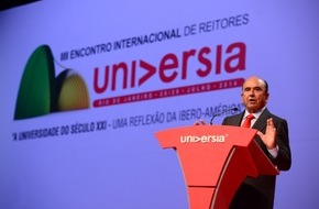 Santander Consumer Bank AG: Emilio Botín eröffnet das III. Universia International Meeting der Hochschulrektoren von 1.100 Universitäten aus 31 Ländern (FOTO)