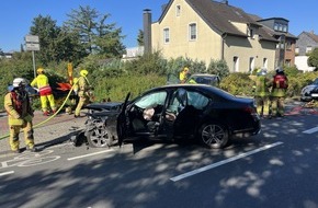 Polizei Mettmann: POL-ME: Nach Unfall "Am Roten Kreuz": Polizei bittet um sachdienliche Hinweise - Ratingen - 2309042