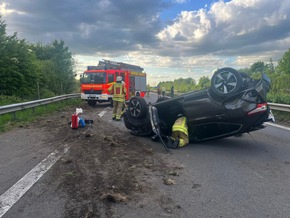 POL-STD: Vier zum Teil schwer verletzte Autoinsassen bei Unfall auf der Autobahn 26