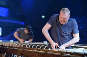 ProSieben: 25,1 % Marktanteil für "Schlag den Raab": Stefan Raab schlägt Fußball, Kids und Kinderarzt (BILD)