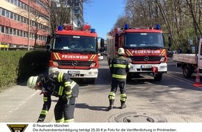 Feuerwehr München: FW-M: Bus bleibt in Unterführung stecken (Haidhausen)