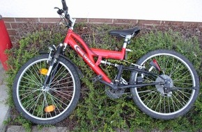 Polizeidirektion Göttingen: POL-GOE: (532/2005) Kinderfahrrad nach Verkehrsunfall zurückgelassen - Polizei sucht kleinen Besitzer