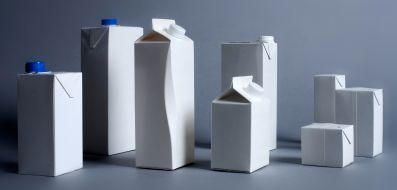 Fachverband Kartonverpackung für flüssige Nahrungsmittel e.V.: Lizenzfreie Fotos zum Recycling von Getränkekartons