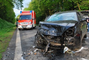 FW-MK: Einsatzreicher Sonntag für die Feuerwehr Iserlohn - mehrere Personen verletzt