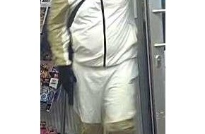 Polizeiinspektion Emsland/Grafschaft Bentheim: POL-EL: Meppen - &Ouml;ffentlichkeitsfahndung nach &Uuml;berfall auf Tankstelle - Polizei bittet um Hinweise