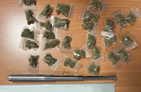 Polizei Hagen: POL-HA: Erfolgreicher Schwerpunkteinsatz: Cannabis und Schlagstock sichergestellt