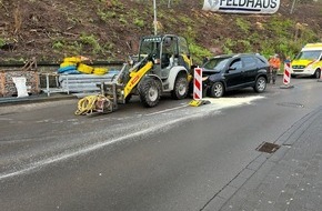 Polizeidirektion Trier: POL-PDTR: Verkehrsunfall unter Alkoholeinfluss - Zwei verletzte Bauarbeiter