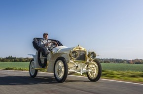 Skoda Auto Deutschland GmbH: SKODA Museum präsentiert einzig erhaltenen Sportwagen Laurin & Klement BSC von 1908 (FOTO)