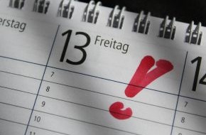 Zurich Gruppe Deutschland: Keine Panik: Freitag, der 13. ist kein Unglückstag