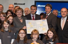 Microsoft Deutschland GmbH: 1.500 Bildungswünsche an die Bundeskanzlerin